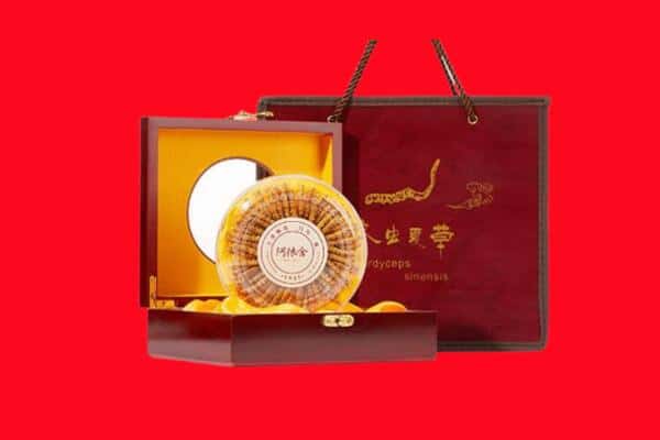 诚信求购:钟楼区高价回收冬虫夏草是按克吗